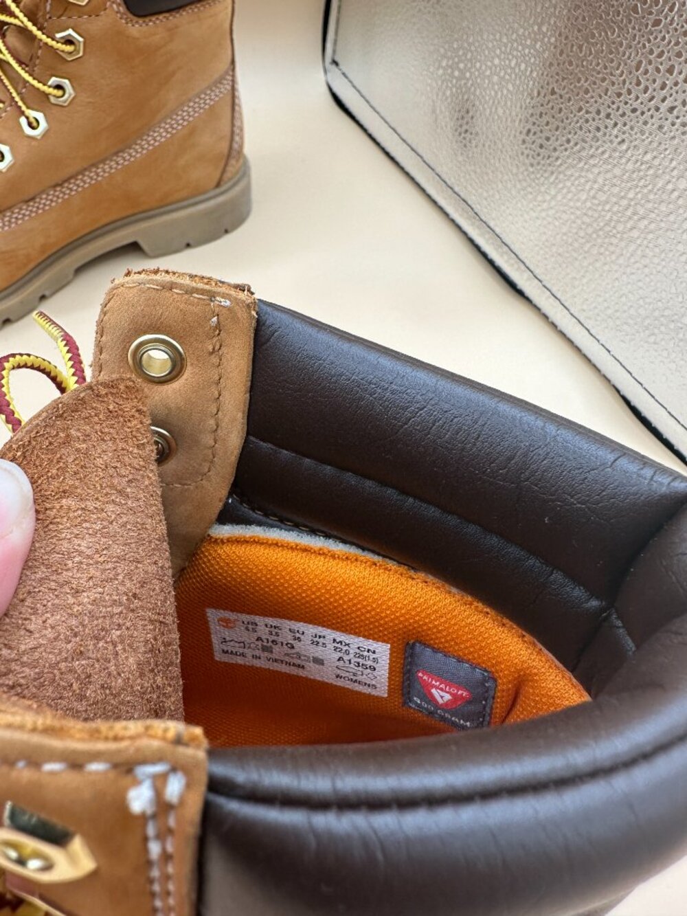 Timberland Premium Waterproof Wheat Nubuck Boots Women’s Size 5.5 - Picture 8 of 9